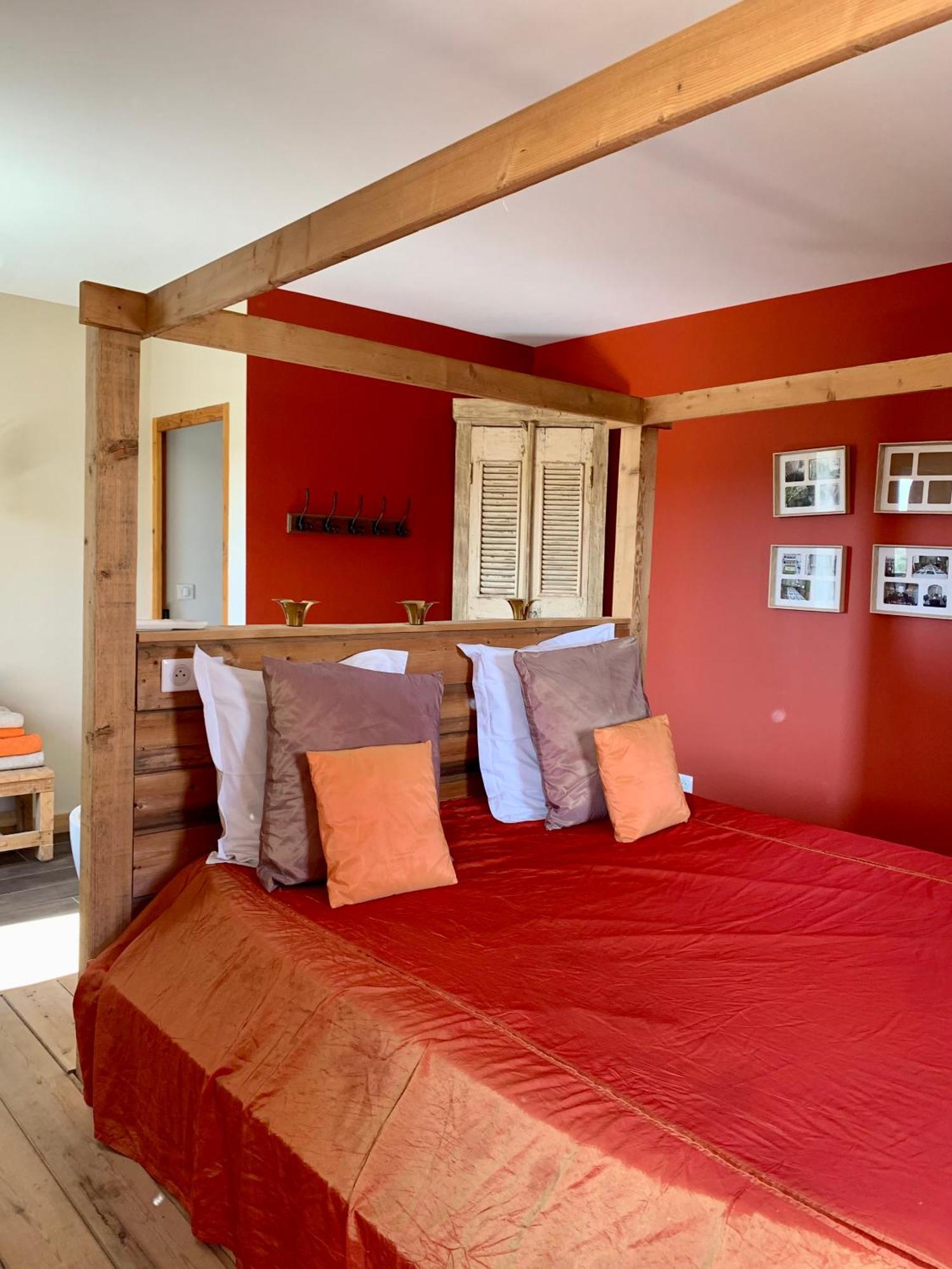 Mas Des Terres Rouges Villa Vezenobres ภายนอก รูปภาพ